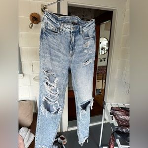 American Eagle Mom Jeans